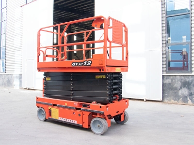 自行式升降機定制案例